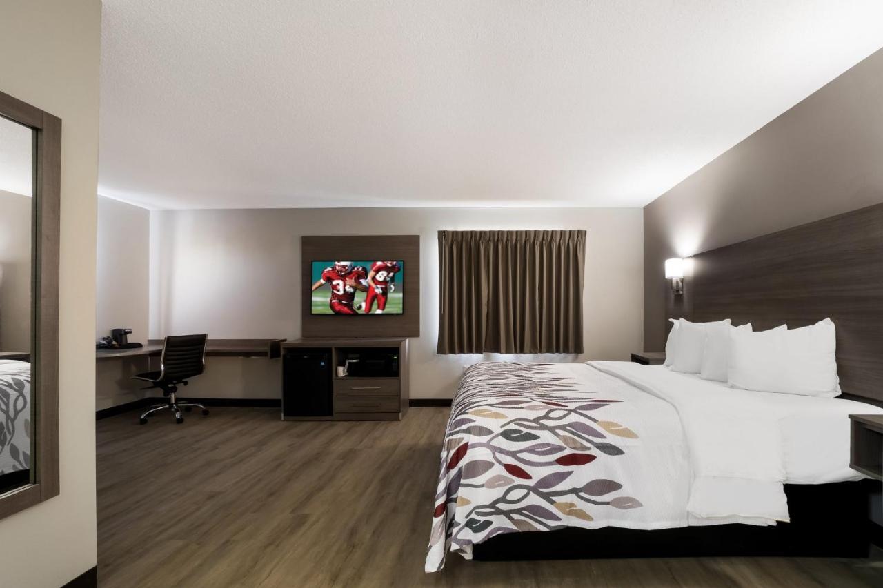 Super 8 By Wyndham Marston Motel Ngoại thất bức ảnh