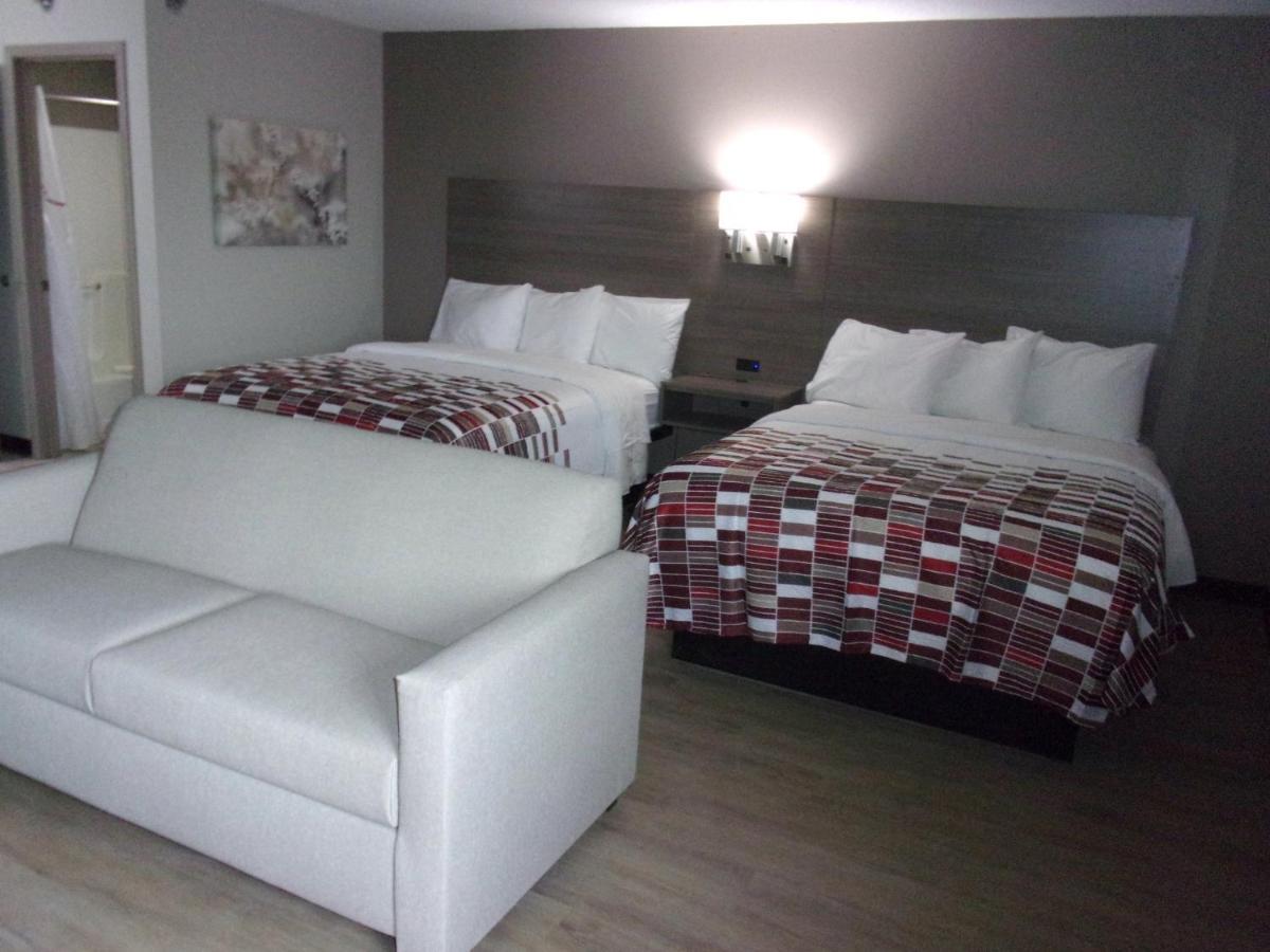 Super 8 By Wyndham Marston Motel Ngoại thất bức ảnh