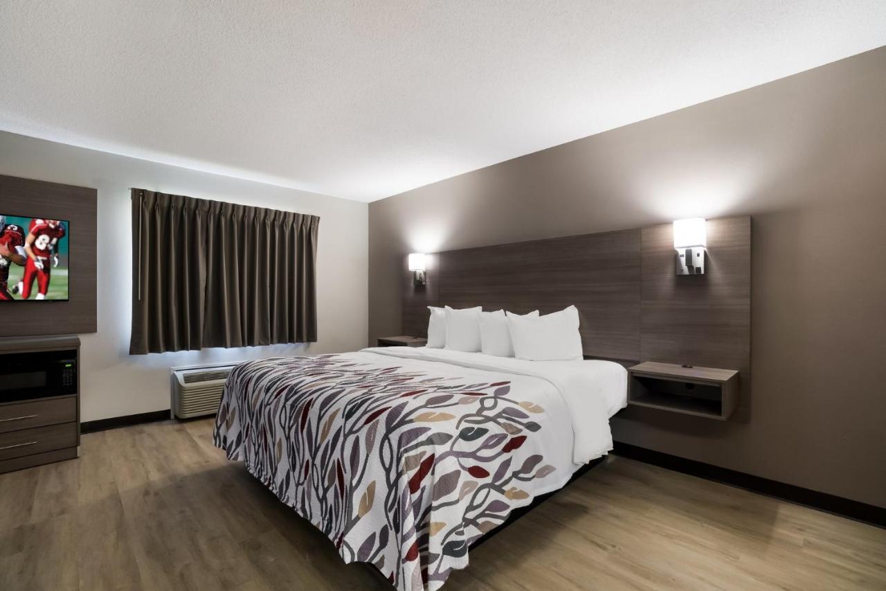 Super 8 By Wyndham Marston Motel Ngoại thất bức ảnh