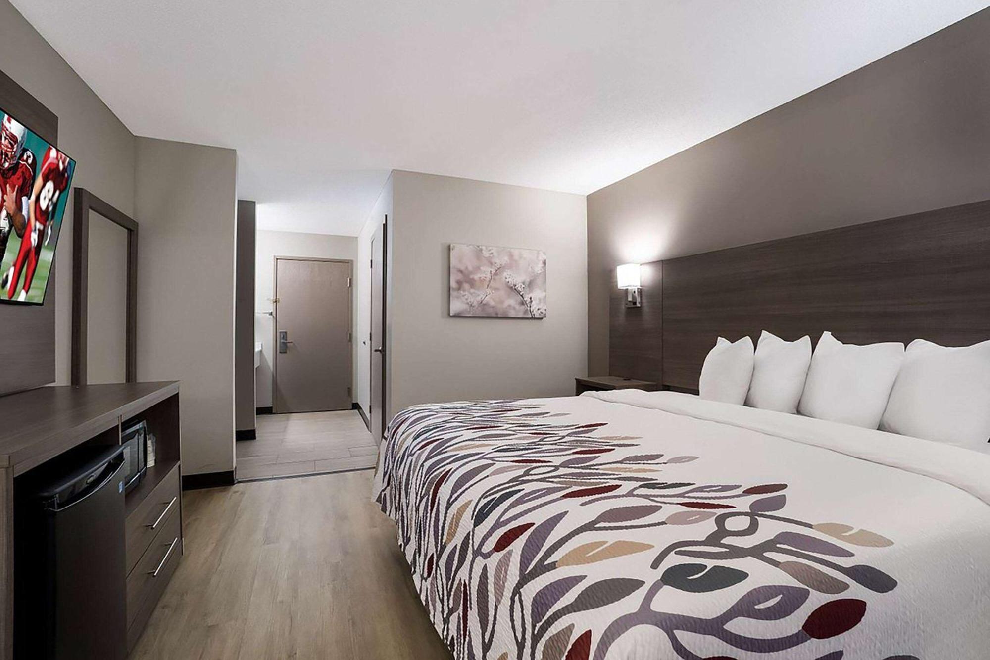 Super 8 By Wyndham Marston Motel Ngoại thất bức ảnh